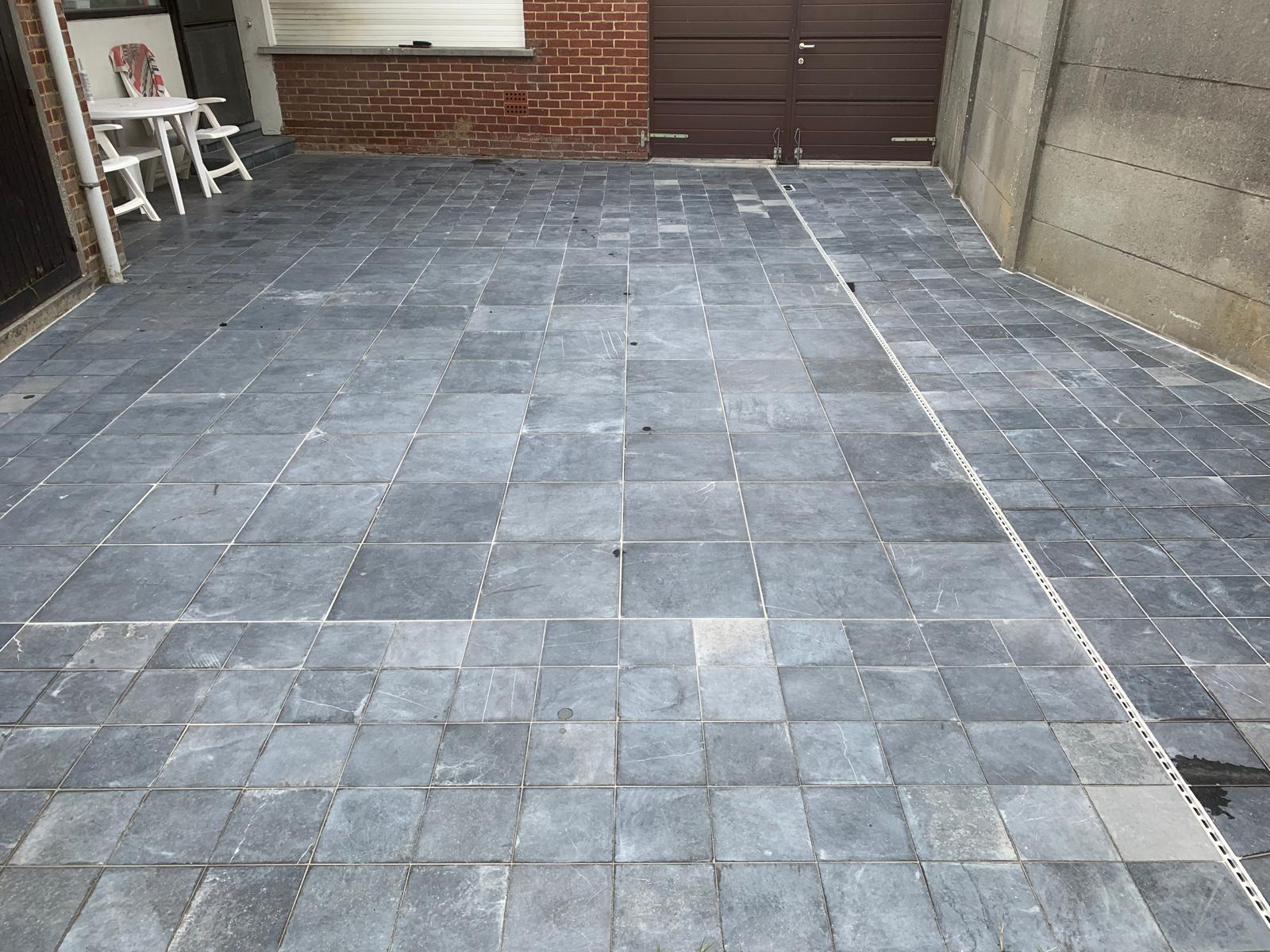 Sint-Goriks-Oudenhove - Aziatische blauwsteen